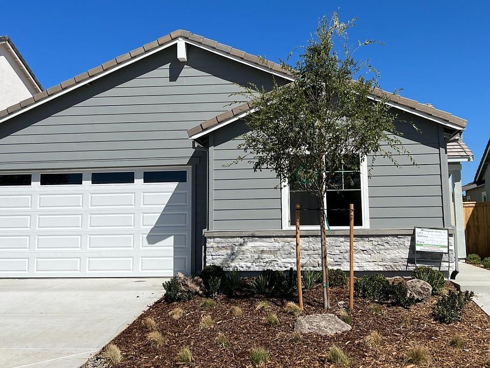 1st image of 8321 Pinot Grigio St