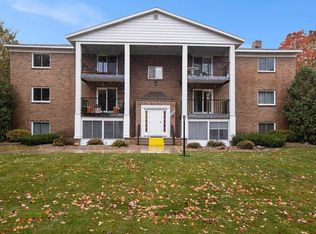 530 Georgetown Dr, Traverse City, MI 49684