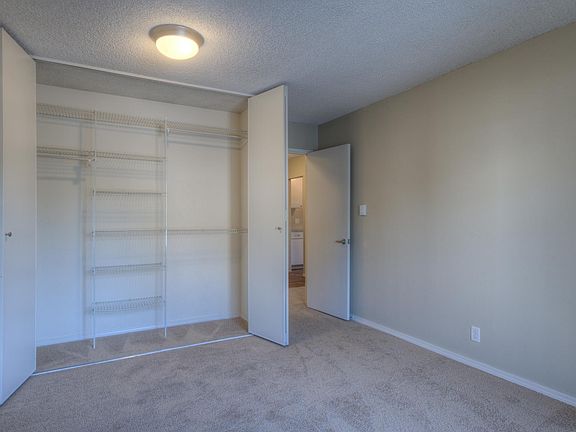 4th image of 416 101st Ave SE #203