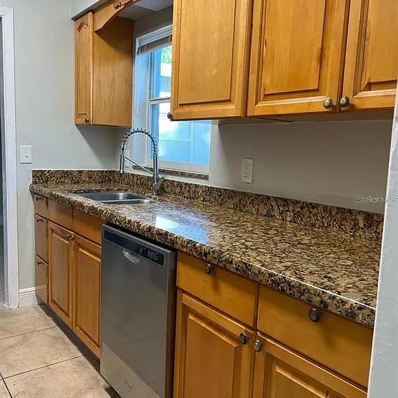 3112 Winfield St — Photo 11