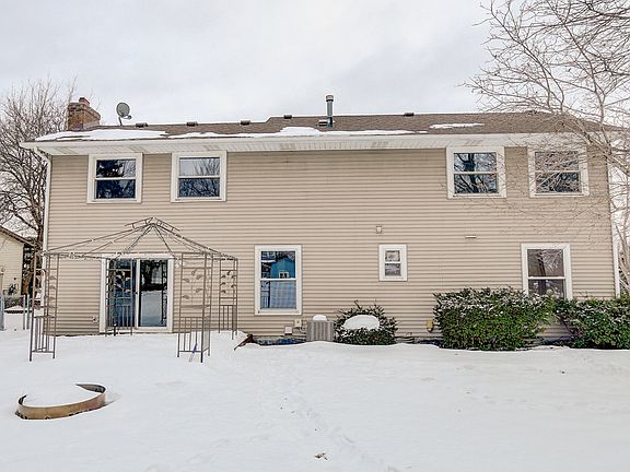 5th image of 1600 140th St W