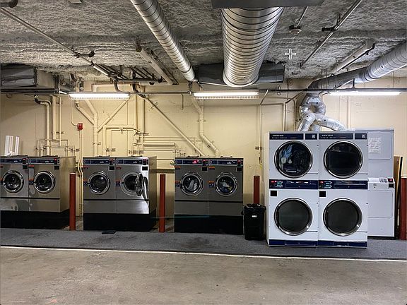 5th image of 3000 23rd St #318