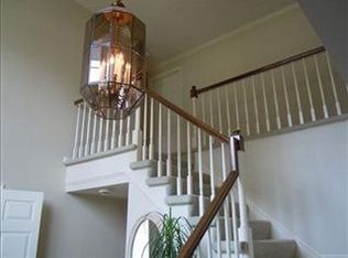 18592 Saratoga Trl, Strongsville, OH