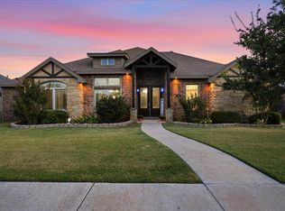 1403 Lancelot Ave, Wolfforth, TX 79382