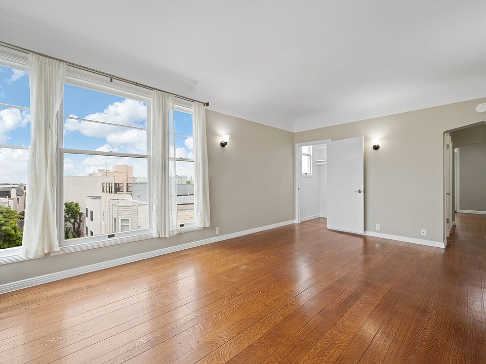 1st image of 1700 Bay St APT 306