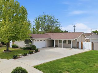 2077 Sebring Ct, Simi Valley, CA 93065
