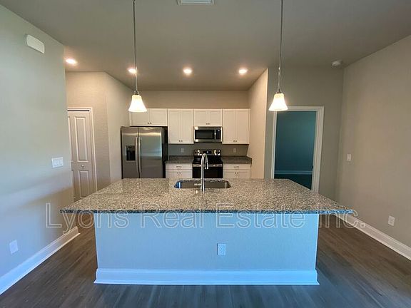 3rd image of 17457 Billiar Ave