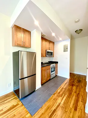 Rented by City & Suburban | media 7