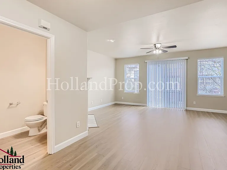 4815 SE Teakwood St — Photo 12