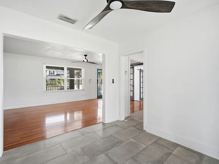 3815 W North B St — Photo 11