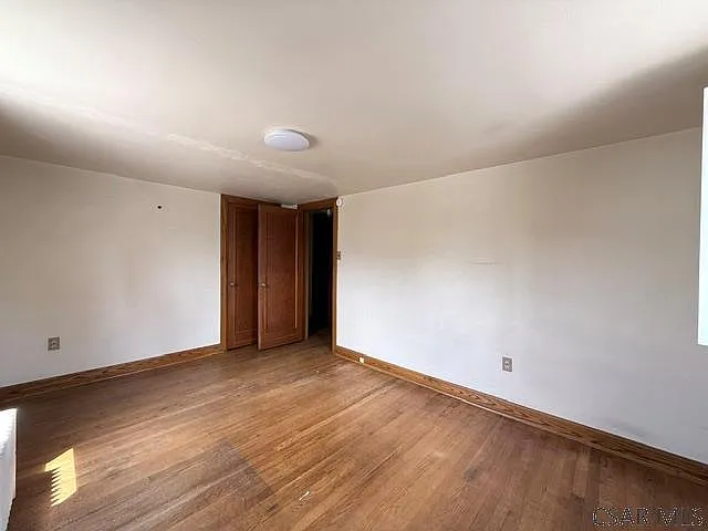 541 Ash St — Photo 30