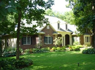 2943 Orchard View Ln NE, Iowa City, IA 52240
