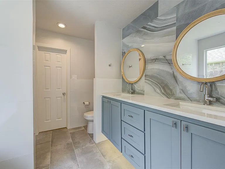 4931 Lake Catherine Ct — Photo 35