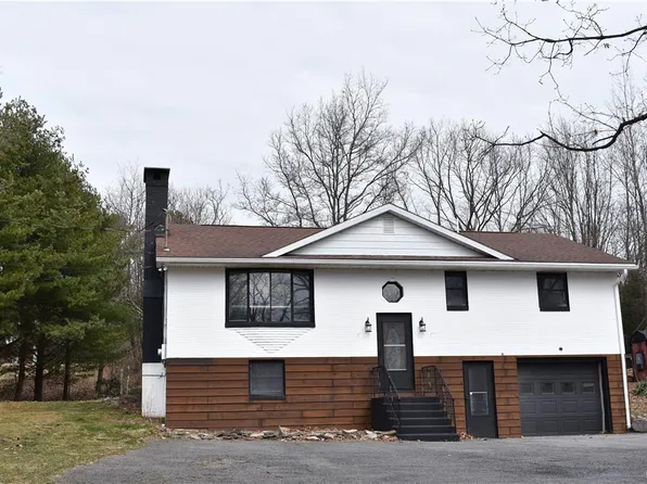2825 Jackson Rd, Stroudsburg, PA 18360