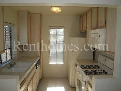 2nd image of 13312 Caminito Ciera Unit 196