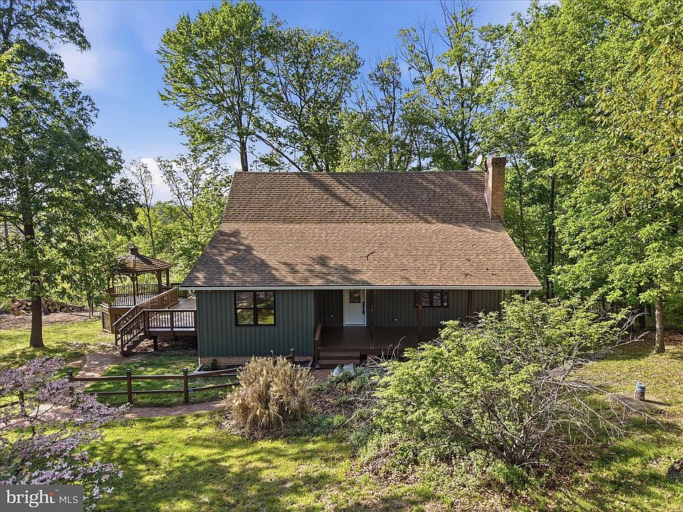1st image of 293 Red Bird Ln
