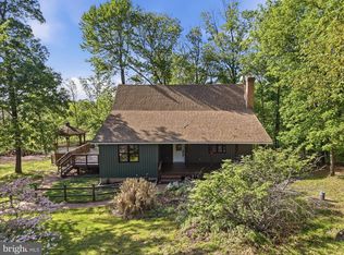 293 Red Bird Ln, Harpers Ferry, WV 25425