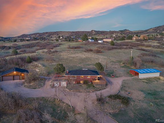3rd image of 2097 W Wolfensberger Road