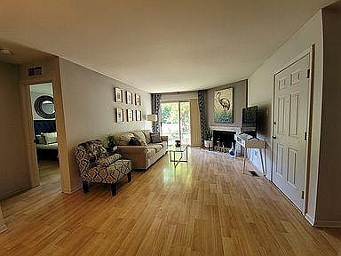 2nd image of 48 N Park Ave APT 2