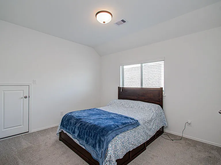 4722 Crest Hill Dr — Photo 36