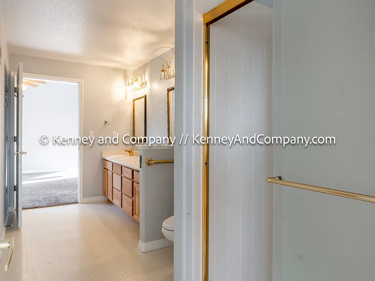 4715 Paramount Pl — Photo 6