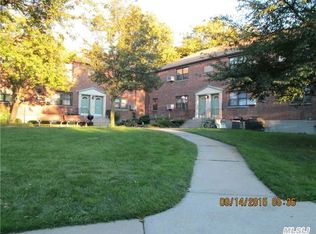 246-08 57th Dr #F11, Little Neck, NY 11362