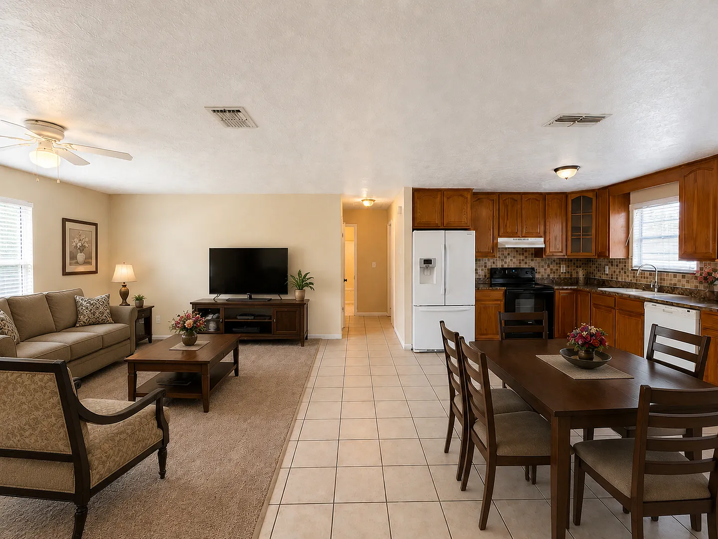 Corner Single Family Home — Photo 3