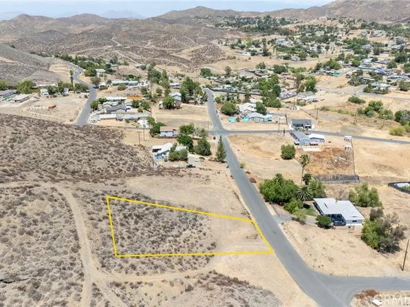 313 Hampshire Dr Lot 313, Quail Valley, CA 92587