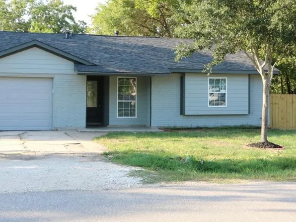908 Dyche Ln, Alvin, TX 77511