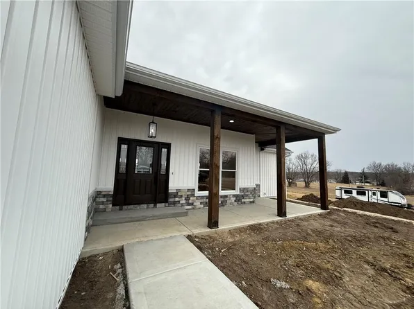 112 Fawn Rd, Altamont, MO 64620