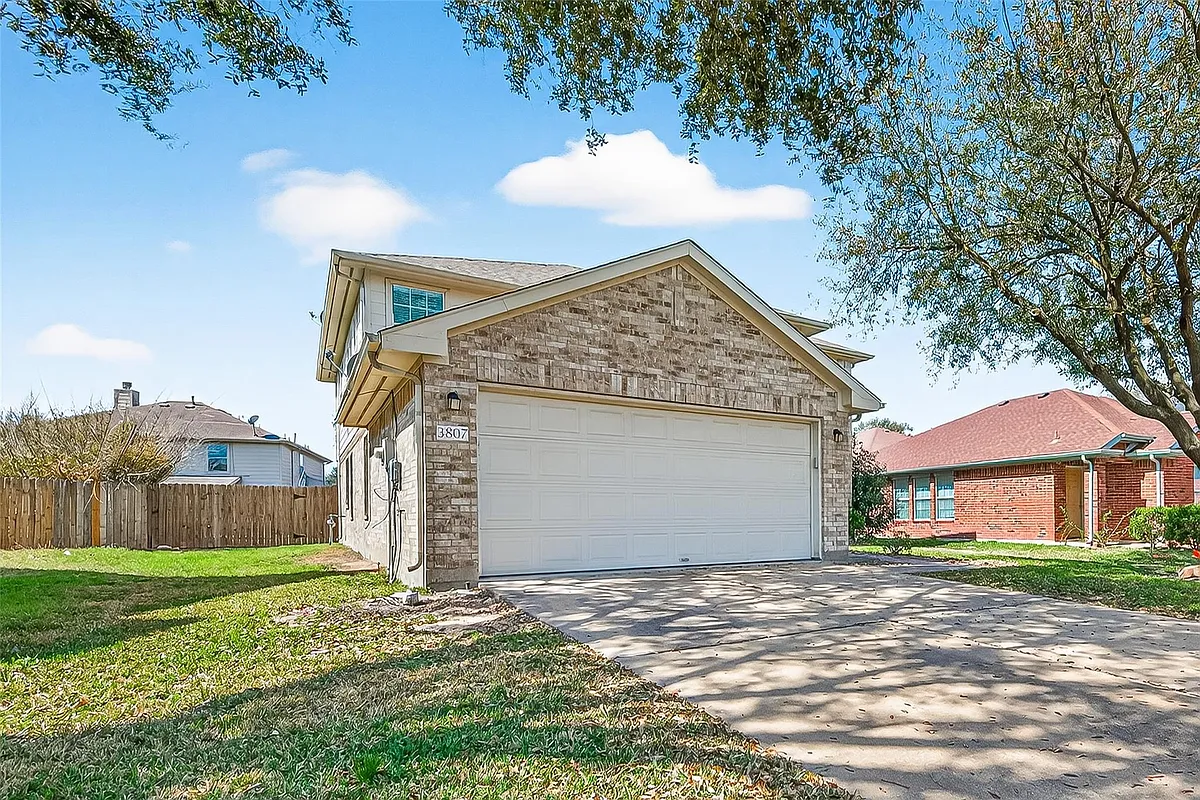 Building Photo - 3807 Brook Garden Ln
