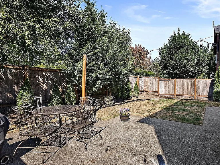 4706 Natalee Dr SE — Photo 7