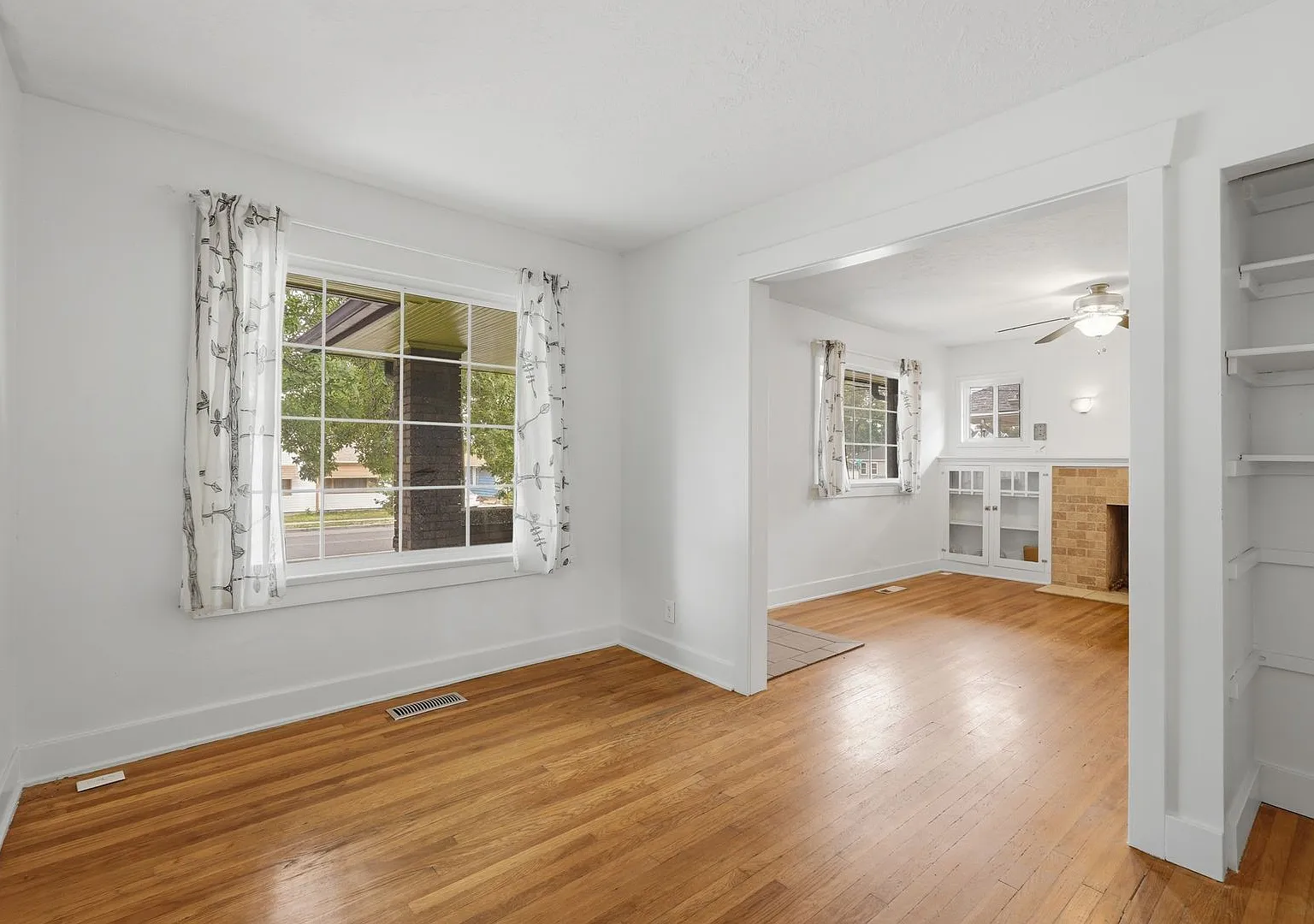 South Salt Lake 3 Bedroom Home — Photo 4
