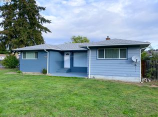 2372 Castle Ave, Roseburg, OR 97471