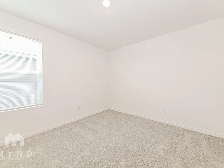 1238 Basswood Dr — Photo 19