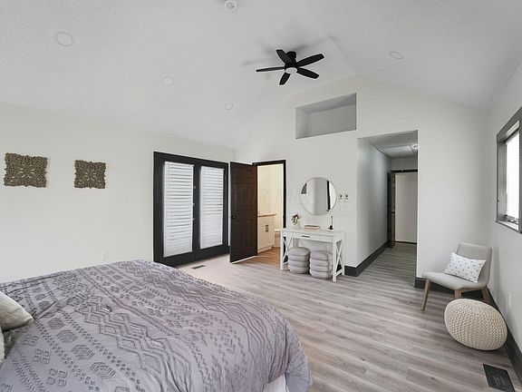 5th image of 2081 Ormond Ave