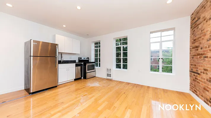 Rented by Nooklyn NYC LLC | media 10