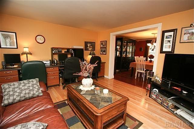 1st image of 5 Cedar Ct
