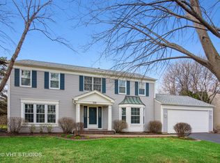 230 Hilltop Ln, Dundee, IL 60118