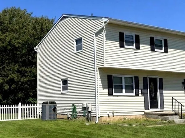430 Maple Ln NW, Glen Burnie, MD 21061