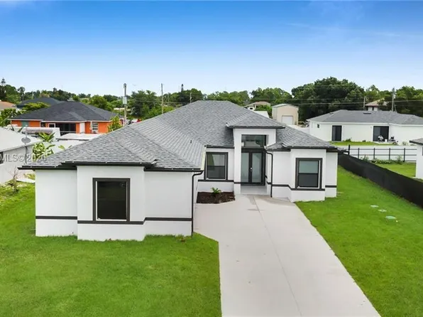 3316 7th St SW, Lehigh Acres, FL 33976