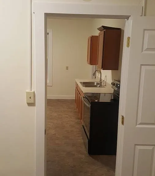 178 Main St #1 — Photo 2