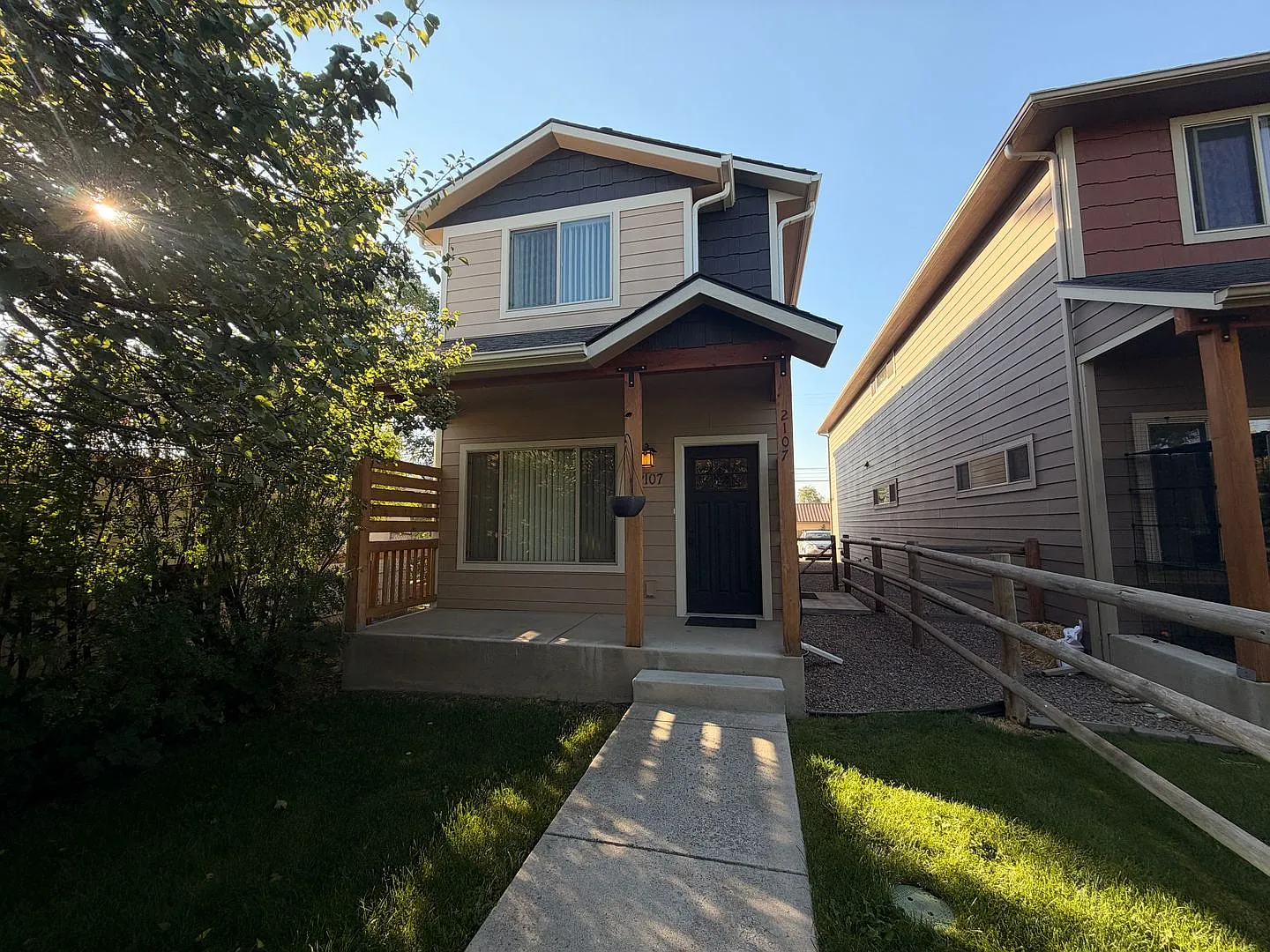 Well-Maintained 3-Bedroom Home with Garage — Photo 4