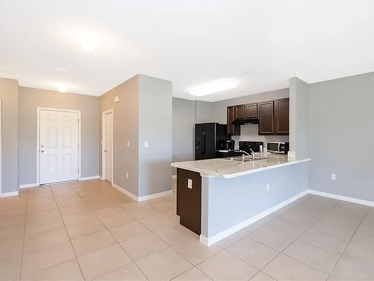 241 Arbor Lakes Dr — Photo 7