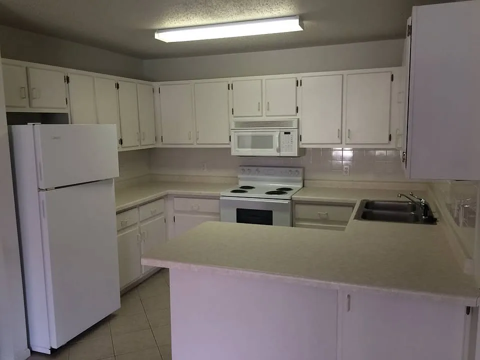 2 bed, 1050 sqft, $1,125 — Photo 4