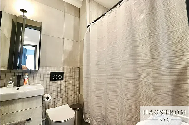 Rented by Hagstrom Management Inc | media 21