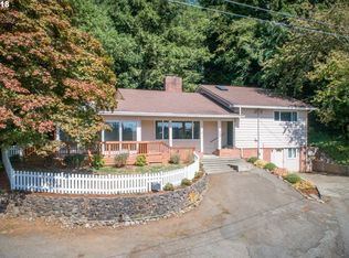 790 N 7th Trl, Coos Bay, OR