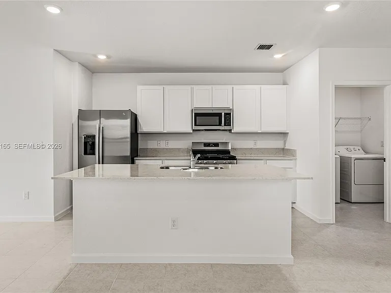 10722 Moon Rise Ln — Photo 11