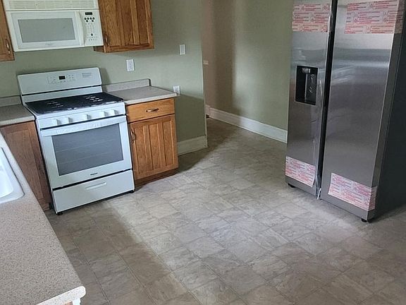 3rd image of 1222 Franklin Ave