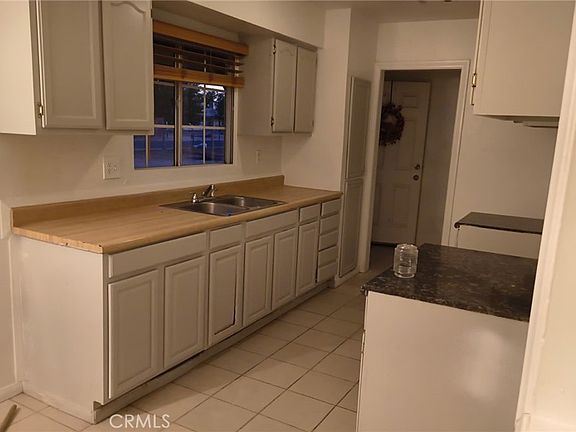4th image of 21608 Ottawa Rd